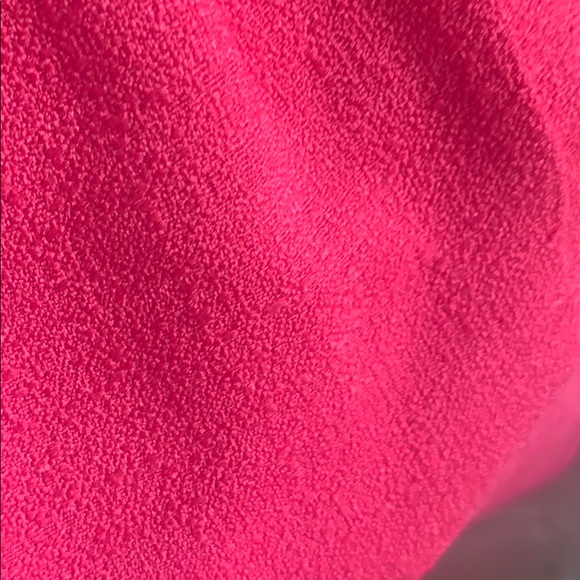 Gabby Skye | Hit pink dress - Picture 5 of 5